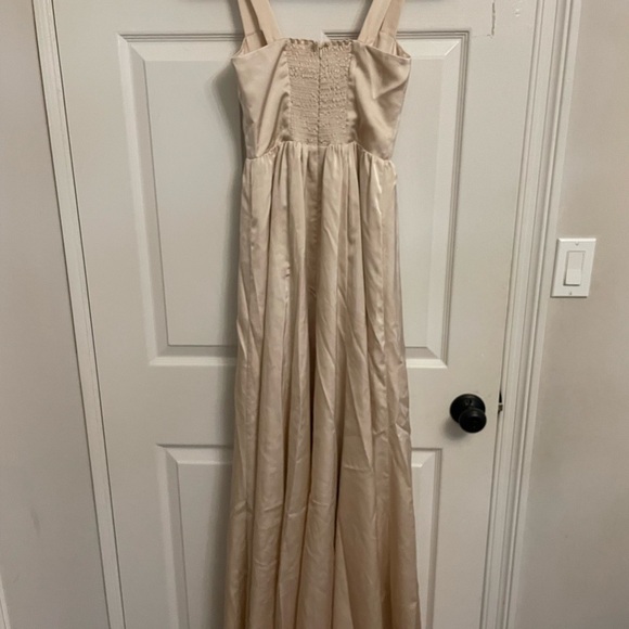 Reformation Hollyhock Dress in Champagne New With Tags! - Picture 9 of 9